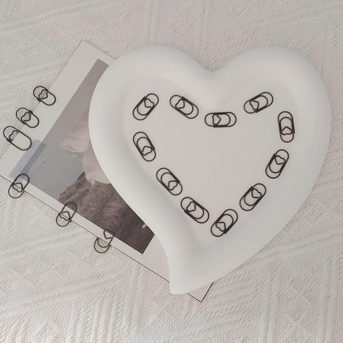 100 Pack Love Heart Shaped Paper Clips, Mini Paperclips Papers, 0.8inch Small Paper Clips for Office School Home Desk Organizers (Bronze)