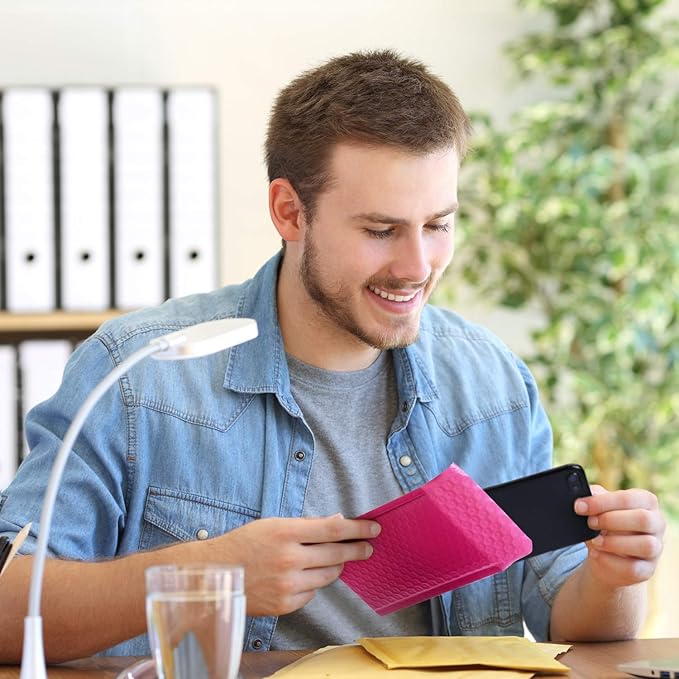 Metronic Hot Pink Bubble Mailers 4x8 Inch 50 Pack Small Padded Envelopes | Usable Size 4x7 Self Seal Adhesive Bubble Envelopes for Small Business Padded Mailers for Cards, Waterproof