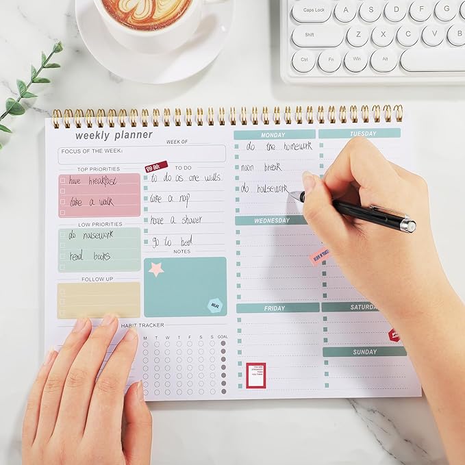Thboxes Weekly Desk Planner, 8.5x11 In To Do List Notepad, 52 Sheets, Green | Productivity Organizer, Work from Home Essentials, Undated Tear Off Pages, Office, College, School, Student and Teacher Gifts