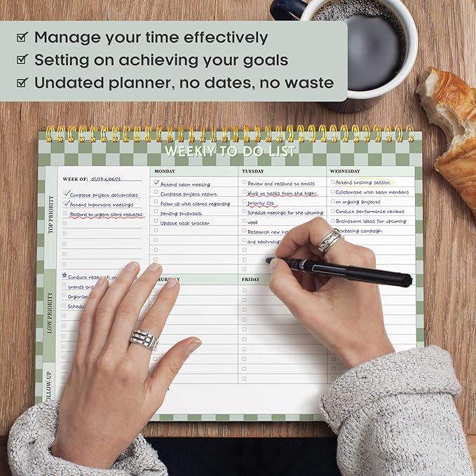Taja Weekly To Do List Notepad with 52 Undated Sheets(8.5"×11")- Weekly Desk Planner for Women & Man, Work and Home - 1 Pack Mint Checkered
