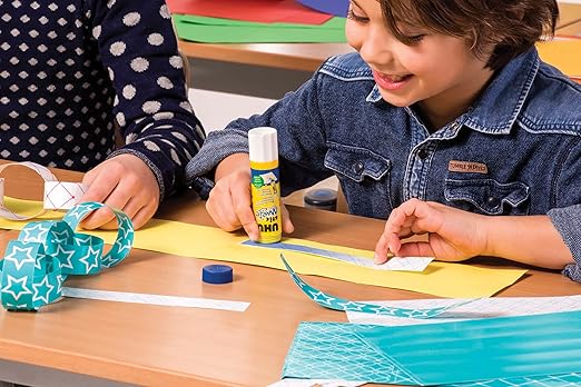 UHU Stic Magic Blue Colored Glue Stick, 21g: Solvent Free & Washable – Applies Blue & Dries Clear, Washable & Non-Toxic – All Purpose School & Craft Adhesive for Kids, Scrapbooking, Office & Home Use