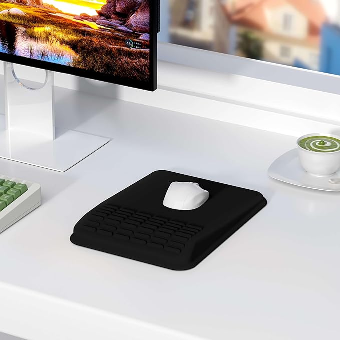 MEKASS Mouse Pad with Wrist Rest, Ergonomic Slope Mousepad for Carpal Tunnel Pain Relief, Memory Foam Desk Computer Wrist Support Mouse Pad with for Office Home (Green Marble)