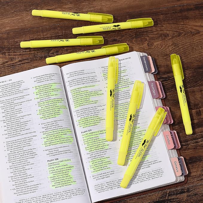 Mr. Pen- Bulk Yellow Gel Highlighter, 32 Pack, Twist-Up Bible Highlighters