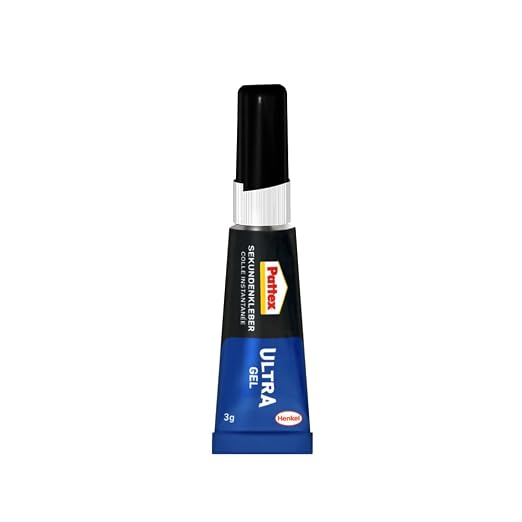 Pattex Super Glue Ultra Gel, Extra Strong & Flexible Super Adhesive, Shock & Water Resistant, for e.g. Rubber, Leather, Wood, 3 g + 3 g Quick Drying Second Glue Liquid Free, 9H PSGLB