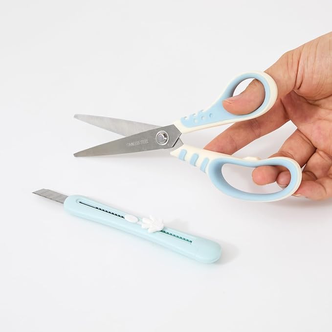 Purpose scissors 7 Inch kit with Box Cutter Retractable Crafts scissors with Ultra Sharp Blades and Comfort Grip Handles, Cute Box Cutters for Office, Home, Arts Crafts, Cartons, Cardboard, Paper
