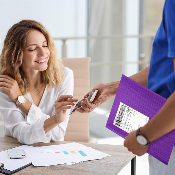 UCGOU Bubble Mailers 10.5x16" Purple 25 Pack Usable Size 10.5x15" Padded | Waterproof Lightweight Mailing Packages,Opaque Self Seal Adhesive Boutique Padded Shipping Bags for Clothes Makeup Supplier