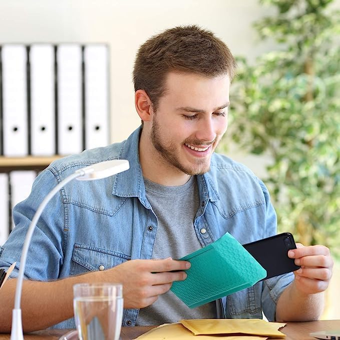 Metronic 500pc Small Bubble Mailer 4x8 Inch Teal Waterproof Padded Envelopes,Self-Seal Small Bubble Mailers Cushioning Bubble Envelopes for Shipping,Jewelry Makeup Supplies, Packaging Bulk