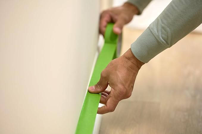 FrogTape Multi-Surface Painters Tape with PAINTBLOCK, 1.5 Inch Wide (1.41 In. x 60 Yds), Medium Adhesion, Green, 4 Rolls (240660)