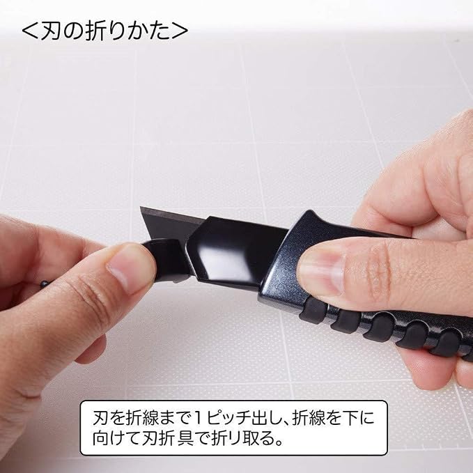 NT Cutter Premium Evolution PMG series Aluminum Die-Cast Cushioned Grip Screw-Lock Utility Knife, With Ultra-Sharp Black Blade (PMGL-EVO2)