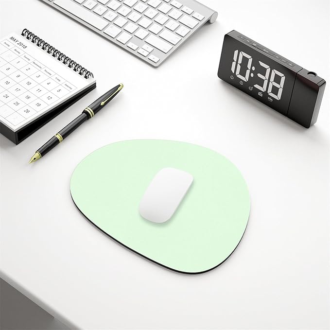 Hsurbtra Mouse Pad, Premium-Textured Small Oval Mousepad 8.7 x 7.1 Inch Green, Thick 3 mm Anti-Slip Waterproof Rubber Pretty Cute Computer Mat for Office Home Gaming Laptop Men Women Kids