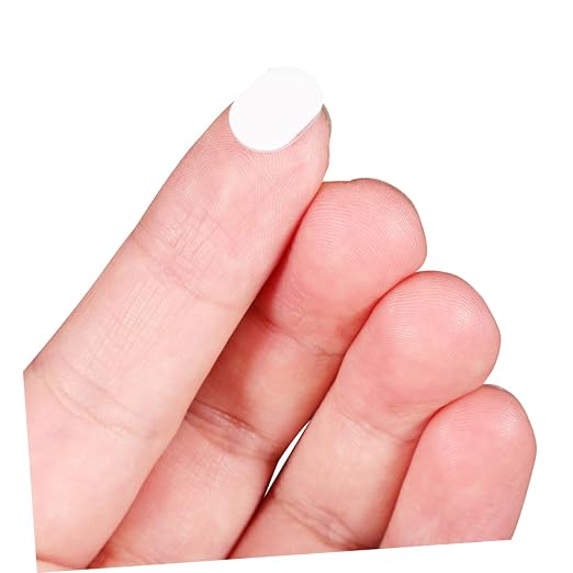 Cabilock 600pcs Double-Sided Adhesive Dots Removable Gel Putty for Wall Hanging Suitable for Artwork Photos Decorations Portable for Home Office