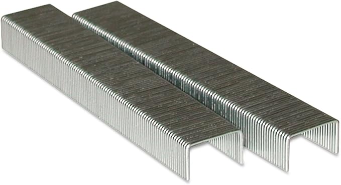 Swingline 35440 S.F. 3 Premium Chisel Point 105 Count Half-Strip Staples 5000/Box