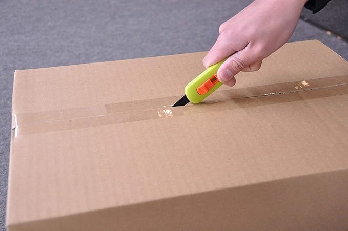CANARY Box Cutter Retractable Blade, Mini Box Opener Tool [Non-Stick Fluorine Coating Blade], Made in JAPAN, Green (DC-15F-1)