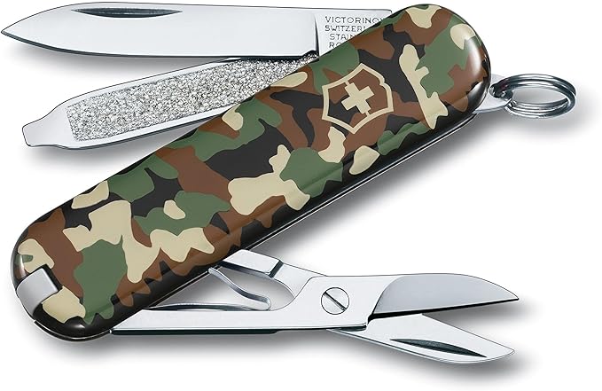 Victorinox Classic SD Swiss Army Knife, Compact, 7 Functions, Swiss Made Pocket Knife with Small Blade, Screwdriver and Key Ring - Camouflage