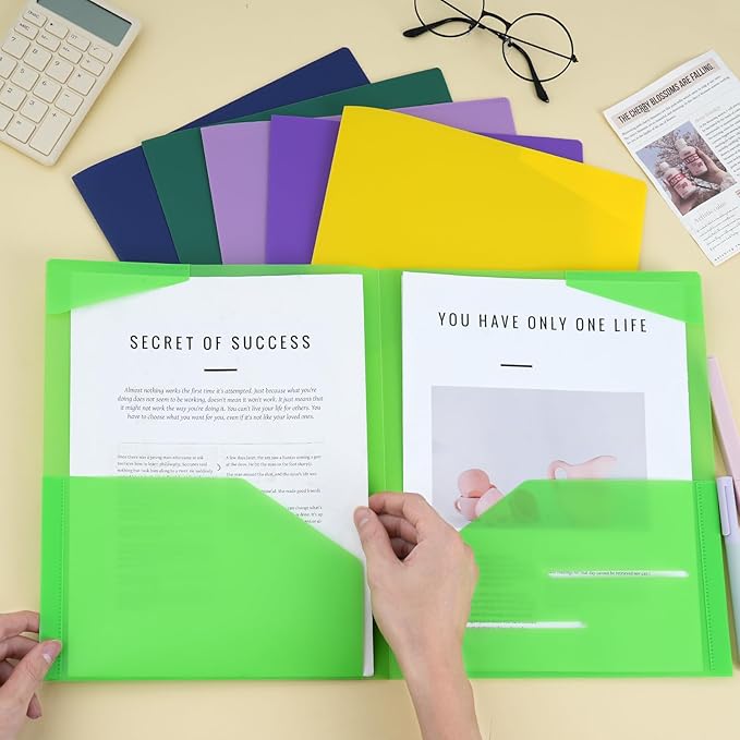EOOUT 100pcs Plastic Folders with Pockets, Heavy Duty Pocket Folders with 4 Pockets for Office and School, Letter Size, 10 Assorted Colors