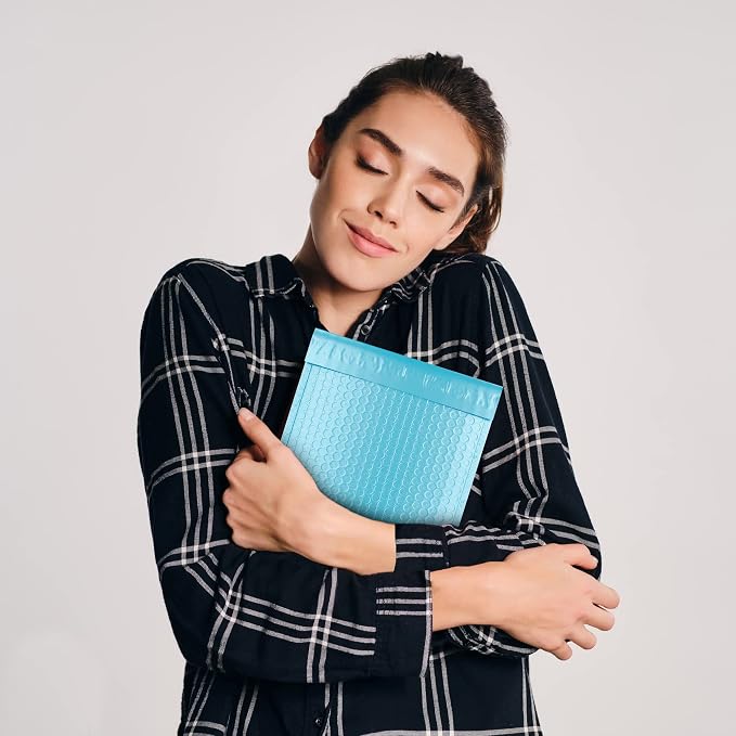 Poly Bubble Mailers, 10.5 x 16 Inch Light Blue Padded Mailers, Self Seal Shipping Envelopes, Lightweight Poly Mailer Bags, Waterproof Mailing Bags, Pack of 100