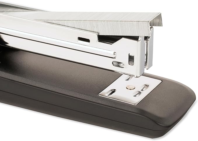Swingline Staples, 5 Pack, Standard Staples for Desktop Staplers, 1/4" Length, 210/Strip, 5000/Box (35101)