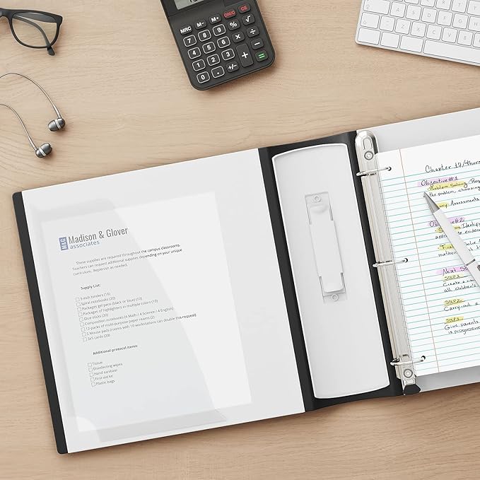 Staples Heavy-Duty 3-Inch D-Ring Binder, White – Large Capacity 3-Ring Binder with Pockets, Holds Up to 600 Sheets