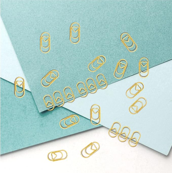 ADULLPONY 200Pcs Small Gold Heart Paper Clips - Mini Cute Metal Heart Shaped Paperclips for Office School Wedding Decorations Desk Organizer Supplies