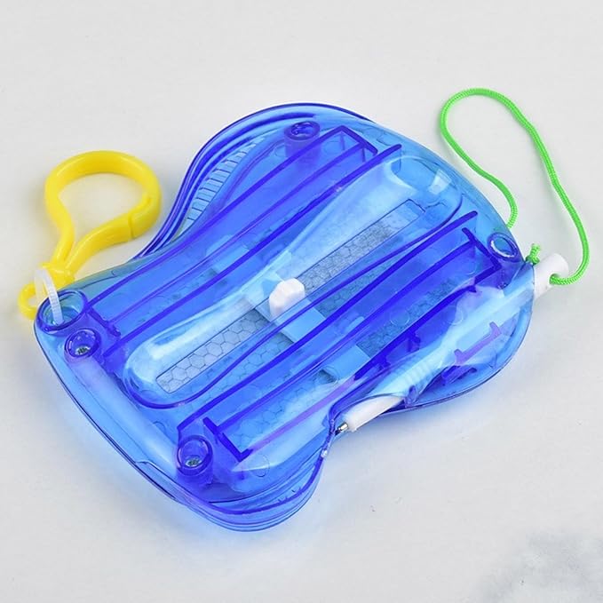 6Pieces Creative Whiteboard Keychain Set Doodles Board Keychain Drawing Board Keyring Suitable for School Travel Art