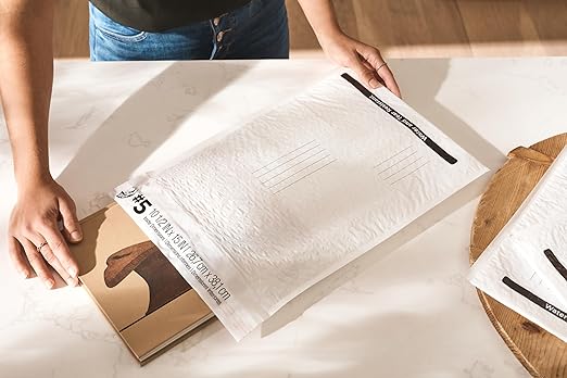 Duck Max #5 Poly Bubble Mailer, White, 10.5 inch x 15 inch, 25 Pack
