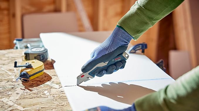 BOSCH H11-14200-1 3-Piece Utility Knife Set | Folding, Snap-Off, and Retractable Knives with Robust Design, Integrated Blade Storage - Includes 7 Blades