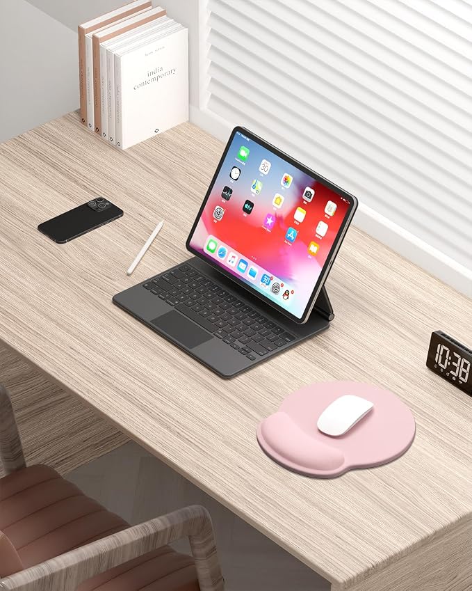 Auhoahsil Ergonomic Mouse Pad with Wrist Rest, Comfortable Silicone Non-Slip Computer Pain Relief Gel Mouse Mat with Wrist Support for Gaming, Work, Office, Women & Men, Cute Pattern, Light Pink