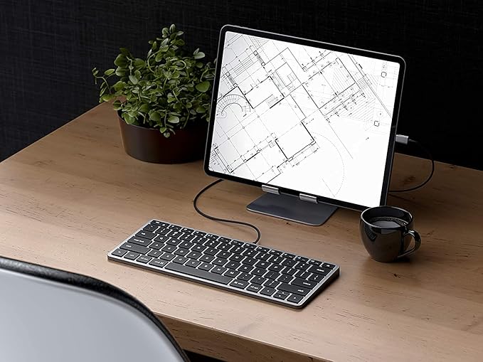 Satechi Slim W1 Wired Backlit Keyboard, Illuminated Keys & USB C Connection, for MacBook Air/Pro M5/M4, iPad Air/Pro M5/M4/M3, iPad mini, Mac mini, iMac and More