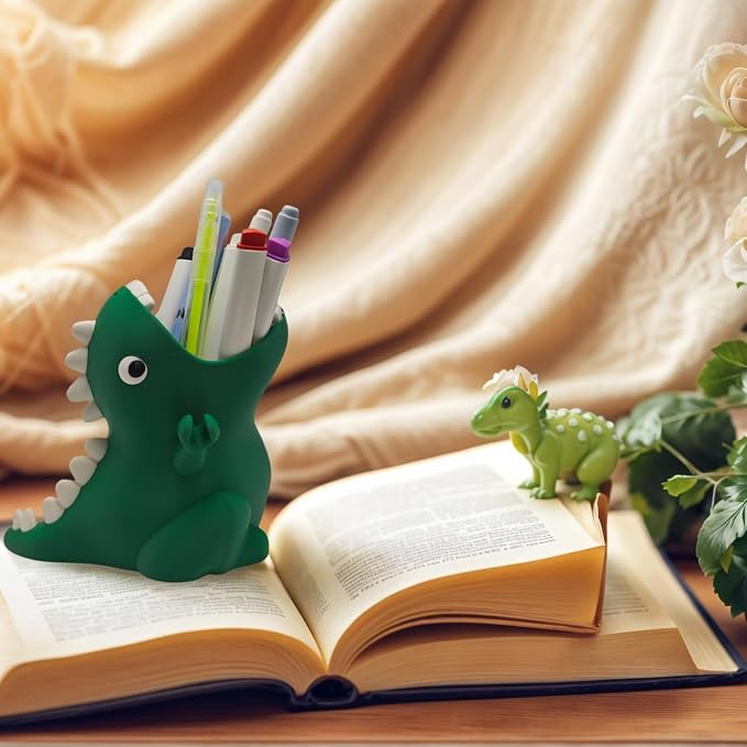TIME&TRAVE Cute Dinosaur Pen Holder for Desk, 3D Printed Creative Pencil Holder Desk Organizers, Office Supplies Decorations Idea Gift for Women Kids (Green)