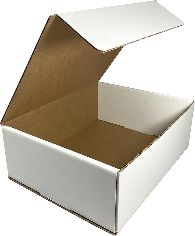 Amazon Basics Mailer Shipping Box, 50 Pack, White, Cardboard Box for Packaging Small Business for 12.13 x 9.75 x 4 inches