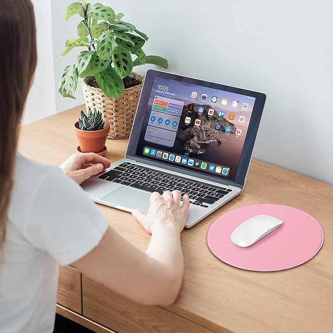 Round Mouse pad, high-end Texture, Sewn Edge Design, Anti-Slip Rubber Base. 8.6 x 8.6 inches (Pink)
