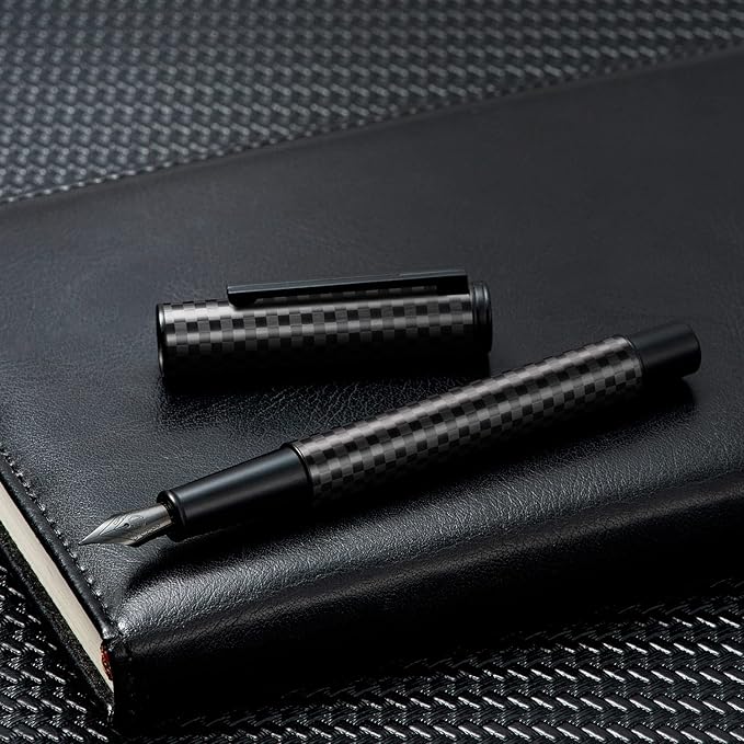 Hongdian Black Forest Carbon Fiber Fountain Pen Medium Nib Modern Design Smooth Writing Pen with Refillable Ink Converter and Metal Pen Case Set