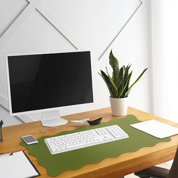 Hahafelt Scalloped Desk Mat Waterproof,Dark Green,31.5 X 15.8 Inches | Coquette Preppy Style for School Office Makeup Vanity, Nonslip Gaming Desktop Protector with Scalloped Stitched Edge Mat
