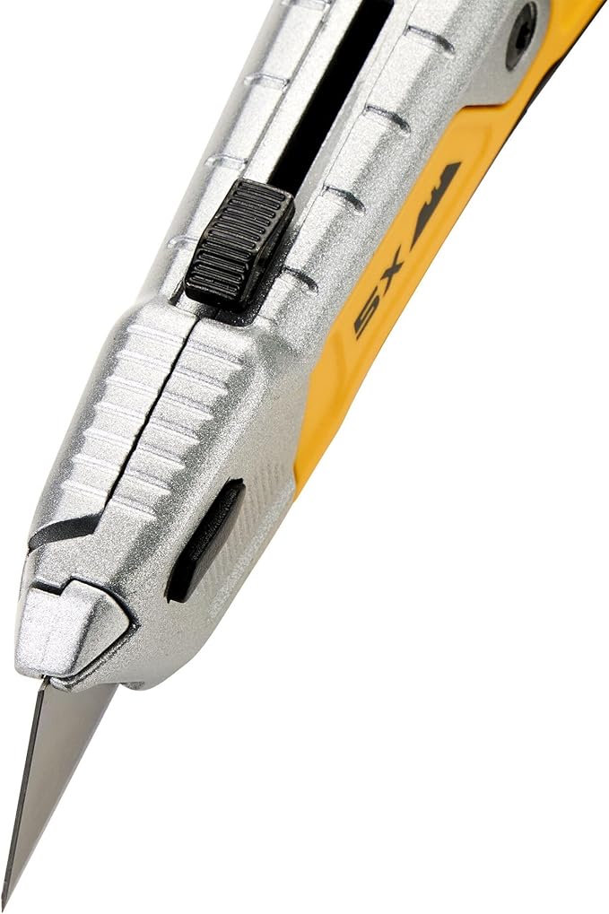 DW RETRACTABLE UTILITY KNIFE