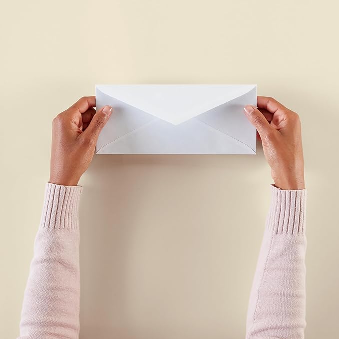 Amazon Basics #10 Business Letter Envelopes with Gummed Seal, No Tint, White, 500-Pack
