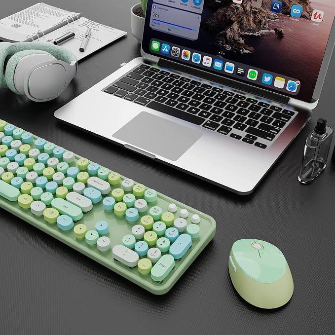 Wireless Keyboard and Mouse Combo, Ergonomic Full Size Typewriter Retro Round Keycaps Keyboard, Compatible with Windows, PC, Perfer for Home and Office Keyboards (Green
