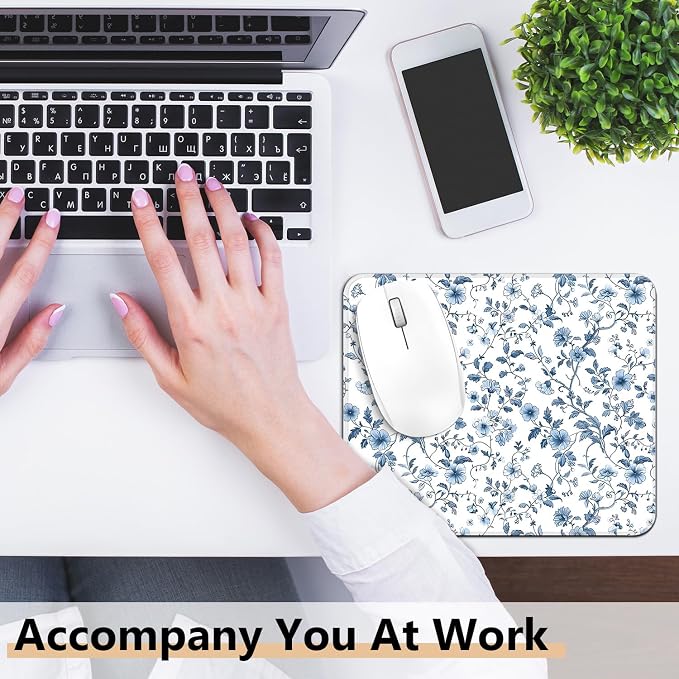 Blue Chinoiserie Floral Mouse Pad, Blue and White Flower Cottagecore Square Mousepad Mouse Mat with Anti-Slip Rubber Base for Computer Laptop Home Office Desk, 9.5x7.9 in