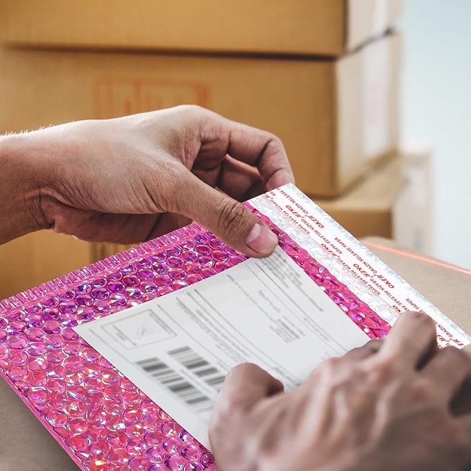 30 Pieces Holographic Bubble Mailers Padded Mailer Holographic Bubble Mailers Padded Envelopes Self Sealing Cushion Envelopes for Mailing, Shipping and Packing(Rose Red, 9.5 x 6 Inch)
