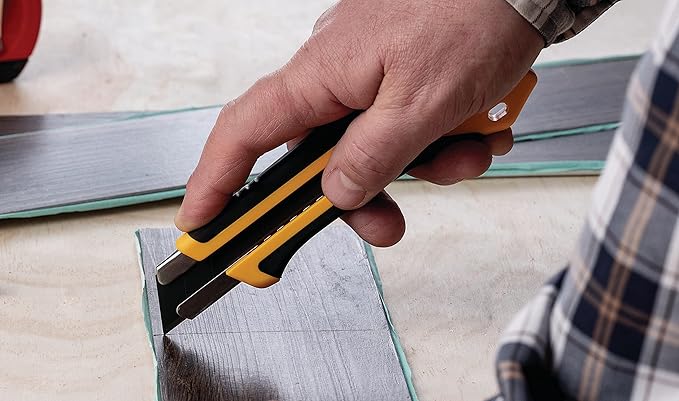 OLFA 25mm Extra Heavy-Duty Utility Knife (XH-1) - Multi-Purpose Custom Cutting Depth Utility Knife w/Reinforced Fiberglass Handle & Snap-Off Blade, Replacement Blades: Any OLFA 25mm Blade