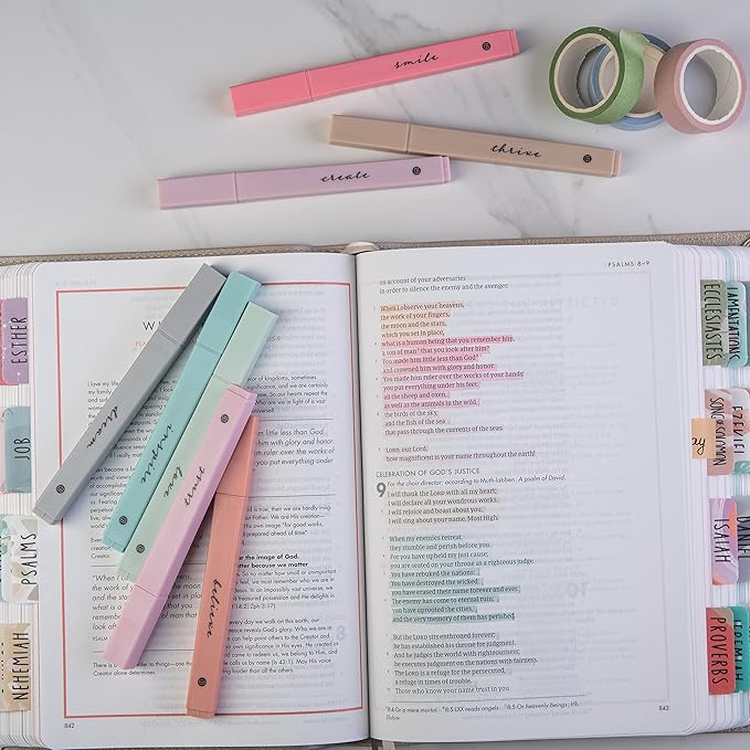 DIVERSEBEE Bible Highlighters with Soft Chisel Tip, No Bleed (Boho) | 8 Pack Assorted Colors Pens, Quick Dry, Cute Aesthetic Markers, Bible Study Journaling Supplies and Accessories