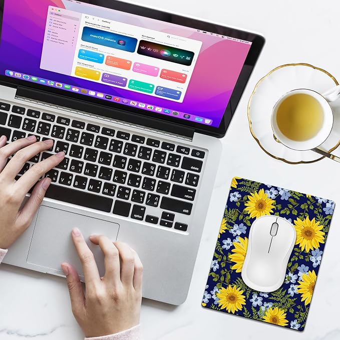 Small Mouse Pad Cute, Mini Mouse Pads for Wireless Mouse and Laptop, Travel Mousepad with Designs - Pretty Sunflowers, Portable Mousepads with Non-Slip Rubber Base for Women - 5.5 x 7 in