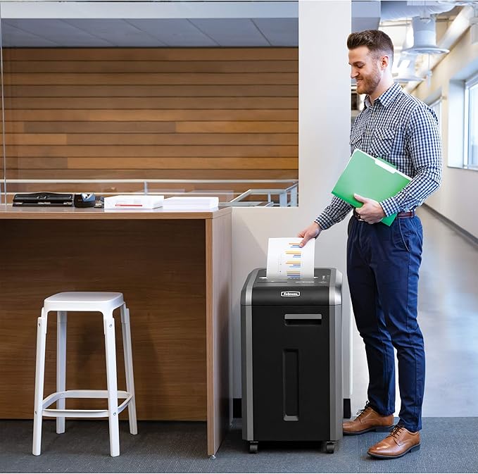 Fellowes Powershred 225i 100% Jam Proof 20-Sheet Strip-Cut Shredder (3322001)