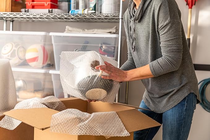 Duck Brand Small Bubble Cushioning Wrap for Moving, Shipping & Mailing, 600 FT Bubble Packing Wrap Extra Protection Packaging Boxes & Mailers, Clear Bubble Roll Moving Supplies 150 FT Each 4 Rolls