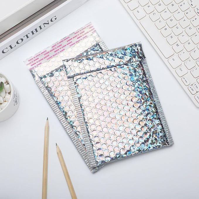 Fulmoon 30 Pieces Holographic Bubble Mailers 4x8 Inch Padded Mailer Holographic Bubble Mailers Padded Envelopes Self Adhesive Cushion Envelopes for Mailing Shipping and Packing(Silver)