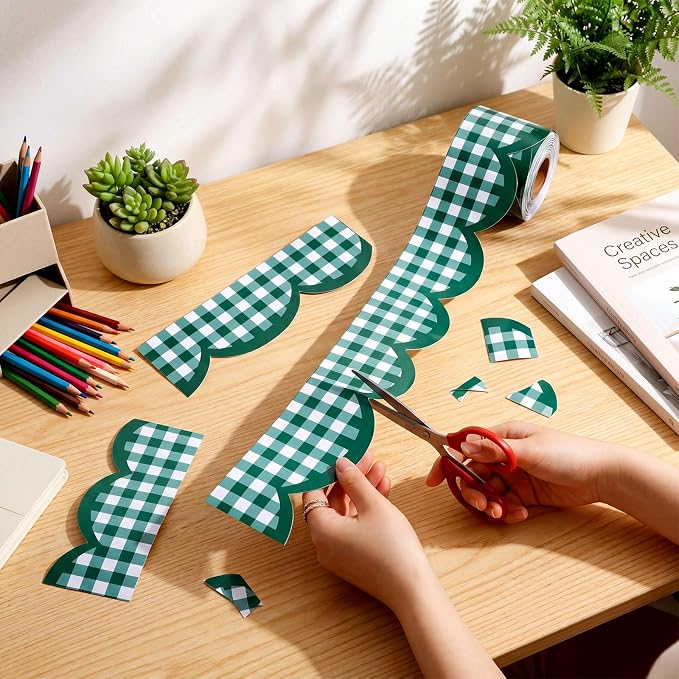 Zonon 65ft Dark Green Gingham Bulletin Board Border, Scalloped Trim Classroom Decoration for Back to School, Whiteboard, Blackboard, Cork and Posterboard, Party, Office