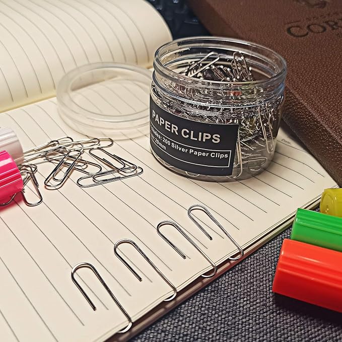 Paper Clips, 200 Pack, Paperclips, Paper Clip, Suitable for Office, School, and Daily use, Also Used for Daily DIY, Clip(Silver)