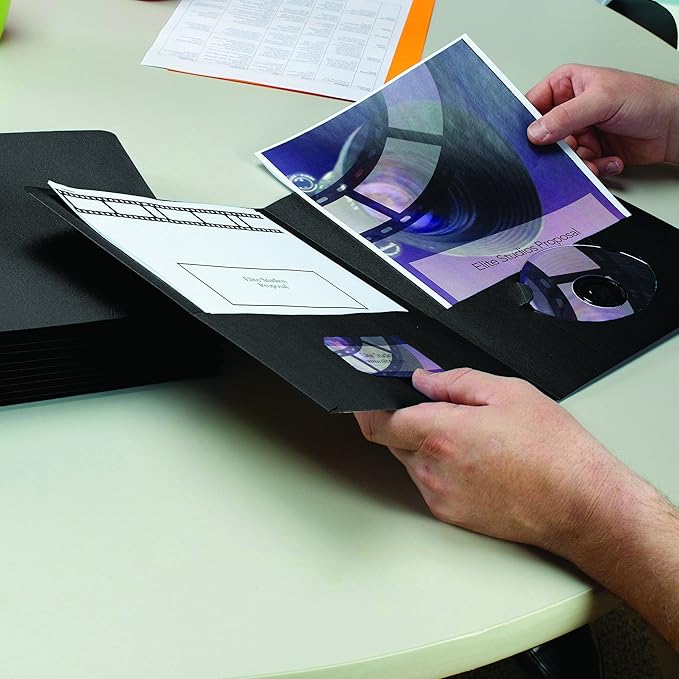 Smead Two-Pocket Heavyweight Folder, Letter Size, Black, 25 per Box (87853), Pack of 1
