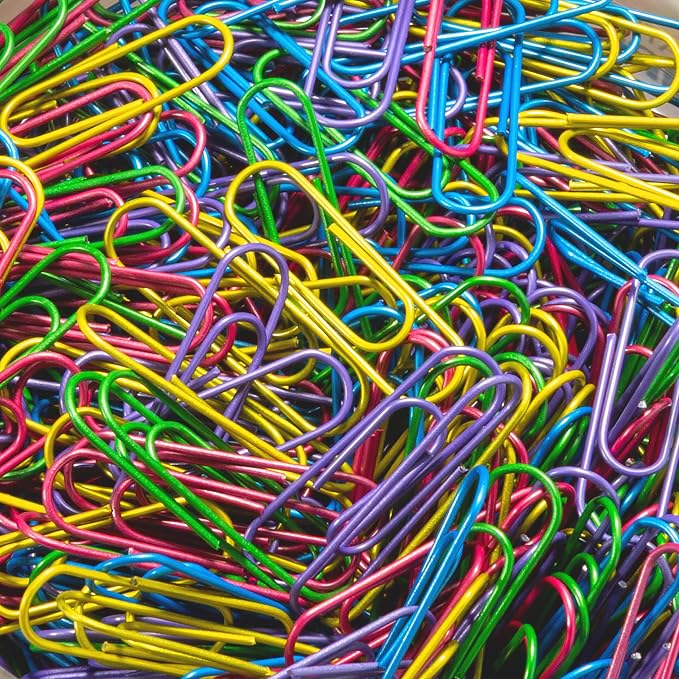 Officemate PVC-Free Assorted Color Coated Paper Clips, #2 Size Clips, 600 per Tub (97225)