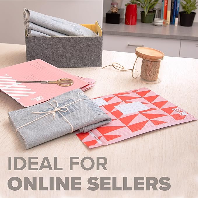 Scotch Poly Bubble Mailers, Assorted Red Designs, Size 2 Small, 8.5 in x 11 in, 4 Mailers